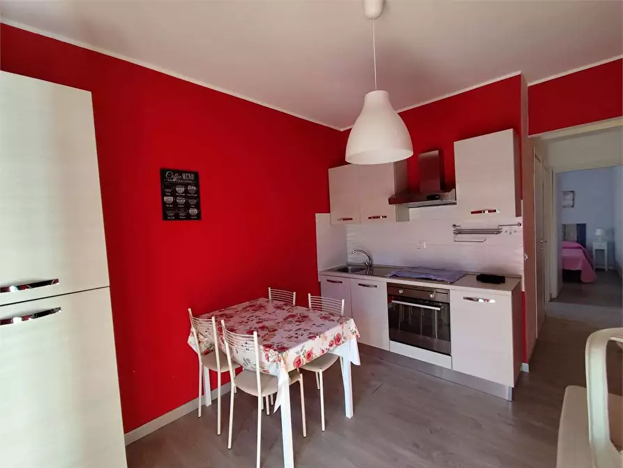 Immagine 3 di Appartamento in affitto  a Stalettì