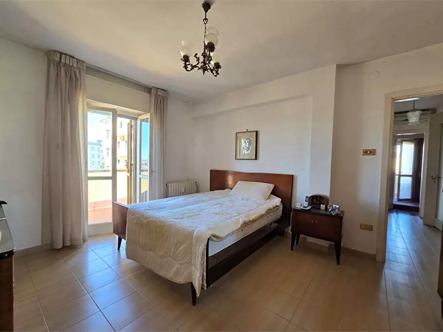Immagine 23 di Appartamento in vendita  a Catanzaro