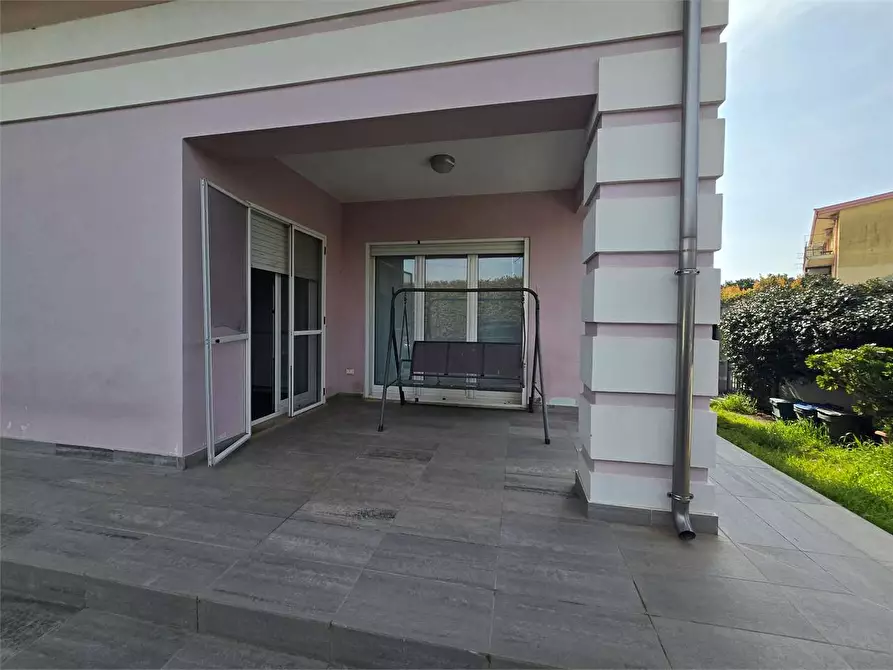 Immagine 23 di Casa bifamiliare in vendita  in traversa via trapani a Catanzaro