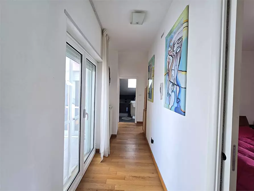 Immagine 37 di Casa bifamiliare in vendita  in traversa via trapani a Catanzaro