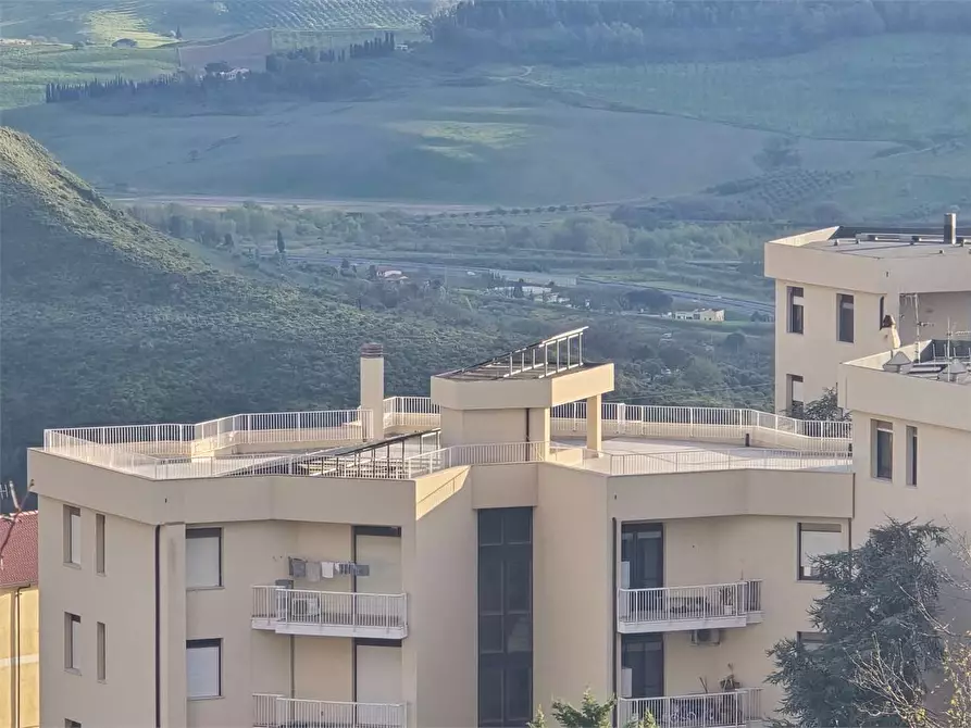 Immagine 3 di Attico in vendita  in VIA BAARLAM DA SEMINARA a Catanzaro