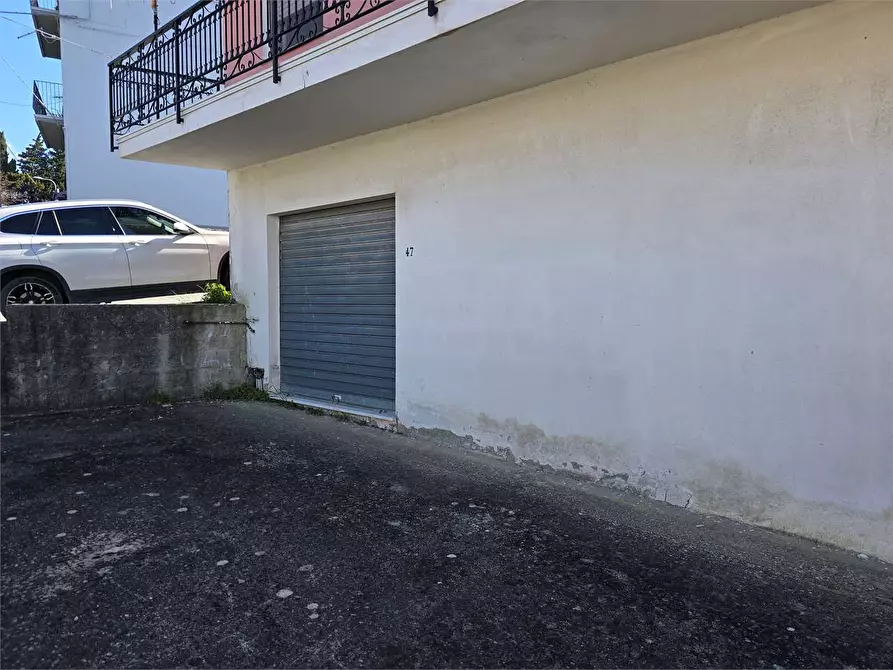 Immagine 14 di Magazzino in vendita  in Via vitaliano parrella a Settingiano