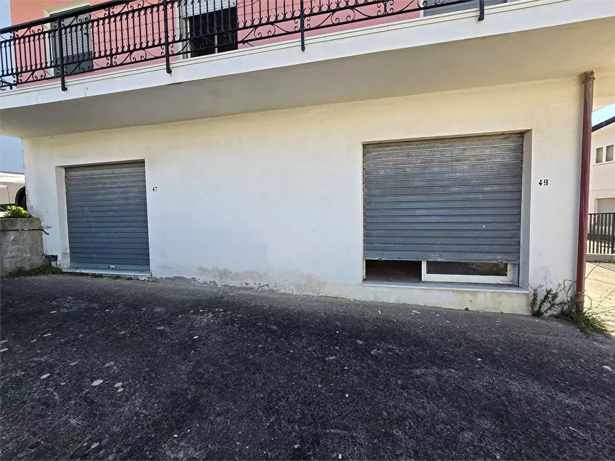 Immagine 15 di Magazzino in vendita  in Via vitaliano parrella a Settingiano