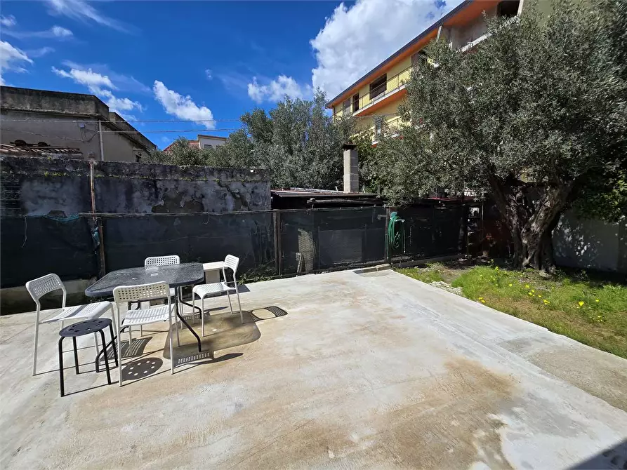 Immagine 19 di Villa in vendita  a Catanzaro