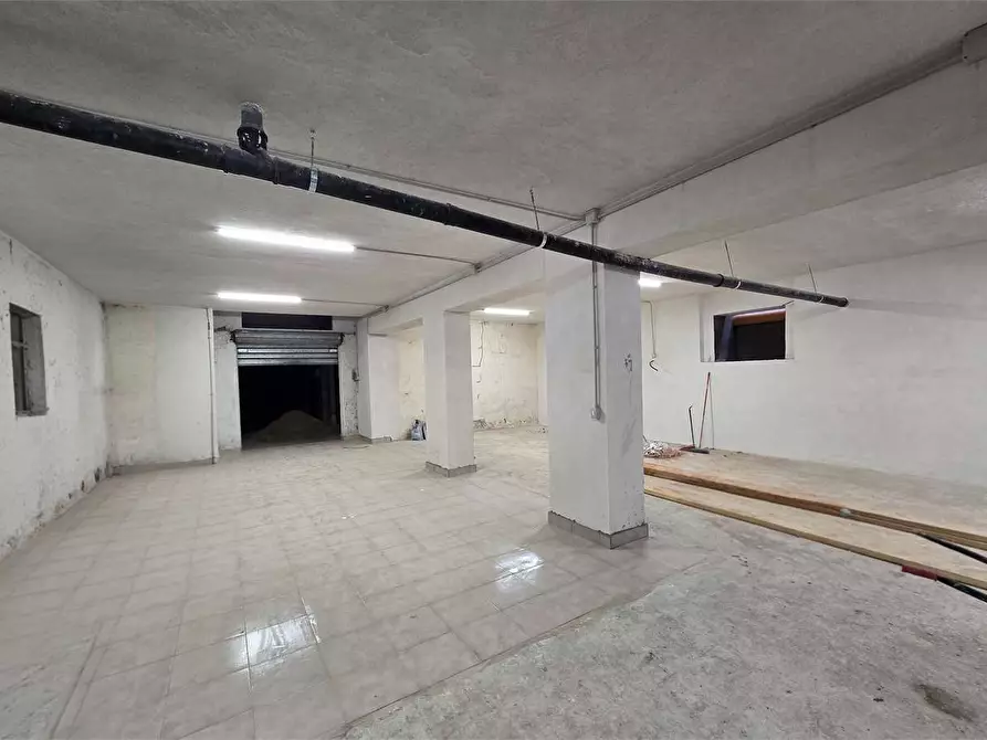 Immagine 4 di Garage in affitto  in Via Lido Squillace 5 a Catanzaro
