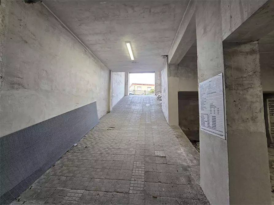 Immagine 9 di Garage in affitto  in Via Lido Squillace 5 a Catanzaro