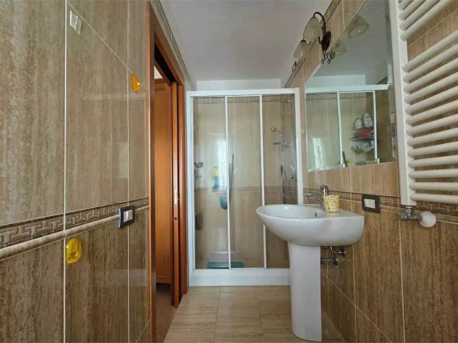 Immagine 6 di Appartamento in vendita  in VIA TOMMASO GULLI a Catanzaro