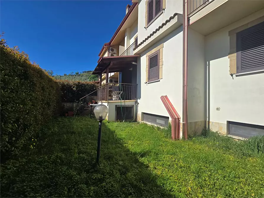 Immagine 16 di Villetta a schiera in vendita  in Via S. Pio da Pietrelcina a Settingiano