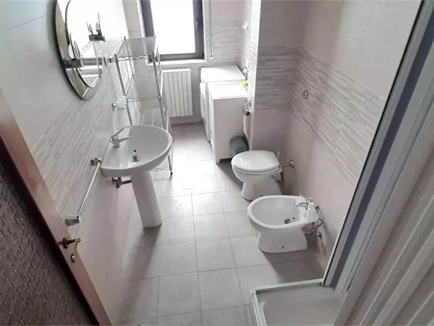 Immagine 11 di Appartamento in affitto  a Catanzaro
