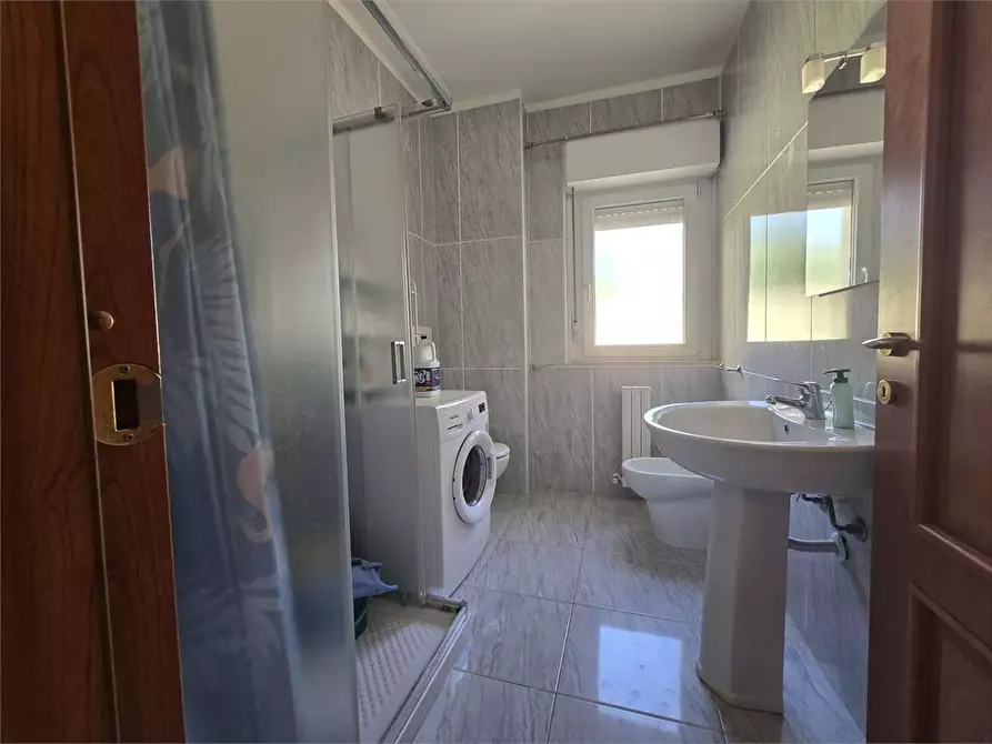 Immagine 12 di Bilocale in affitto  a Catanzaro