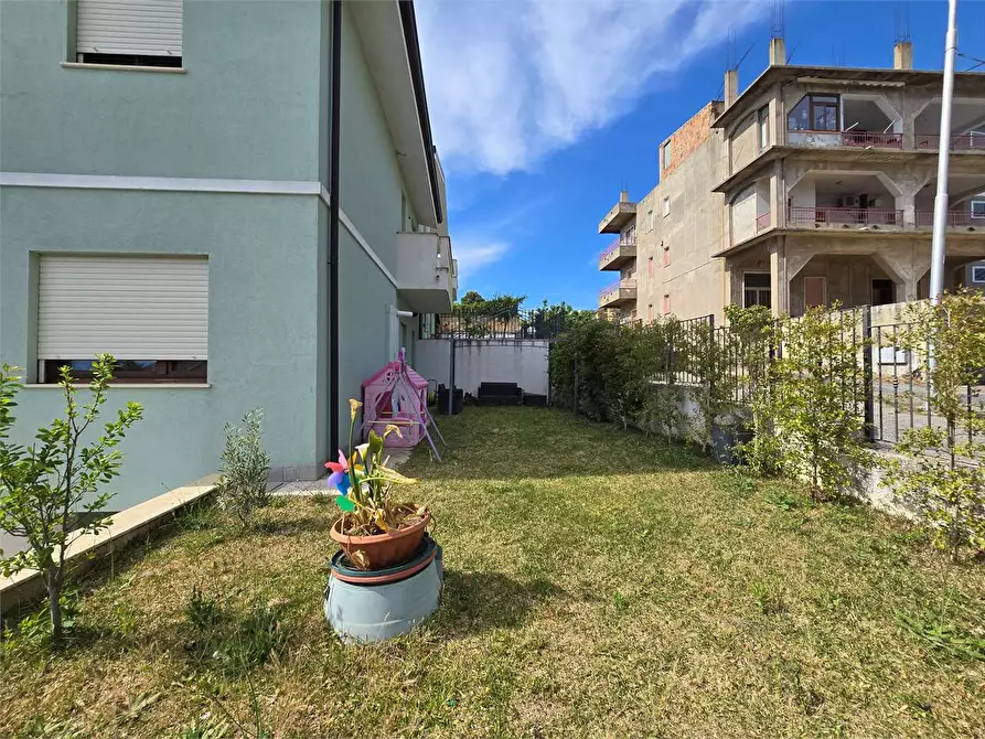 Immagine 4 di Villetta a schiera in vendita  in Via iuzzolino 37 a Sellia Marina