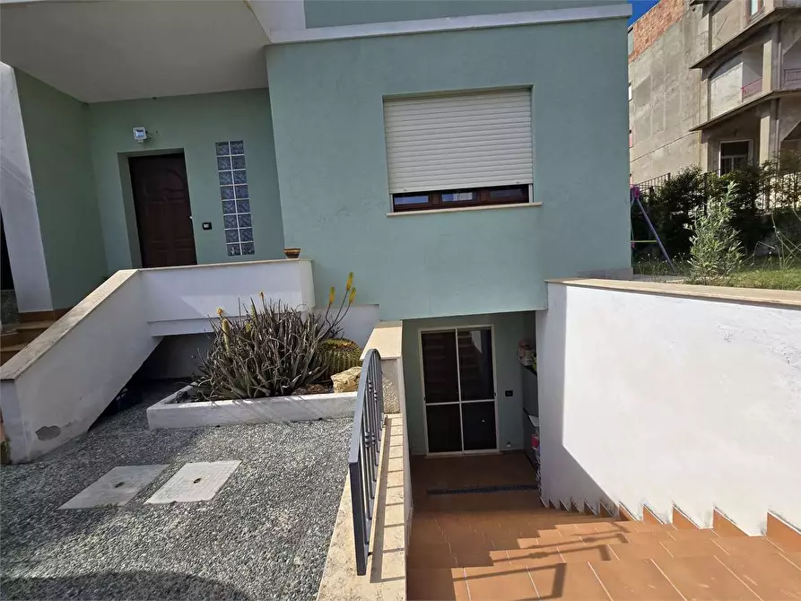 Immagine 5 di Villetta a schiera in vendita  in Via iuzzolino 37 a Sellia Marina