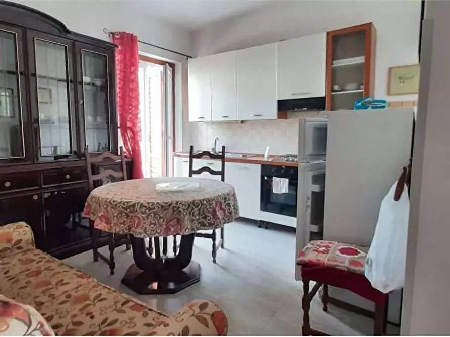 Immagine 4 di Appartamento in affitto  a Stalettì