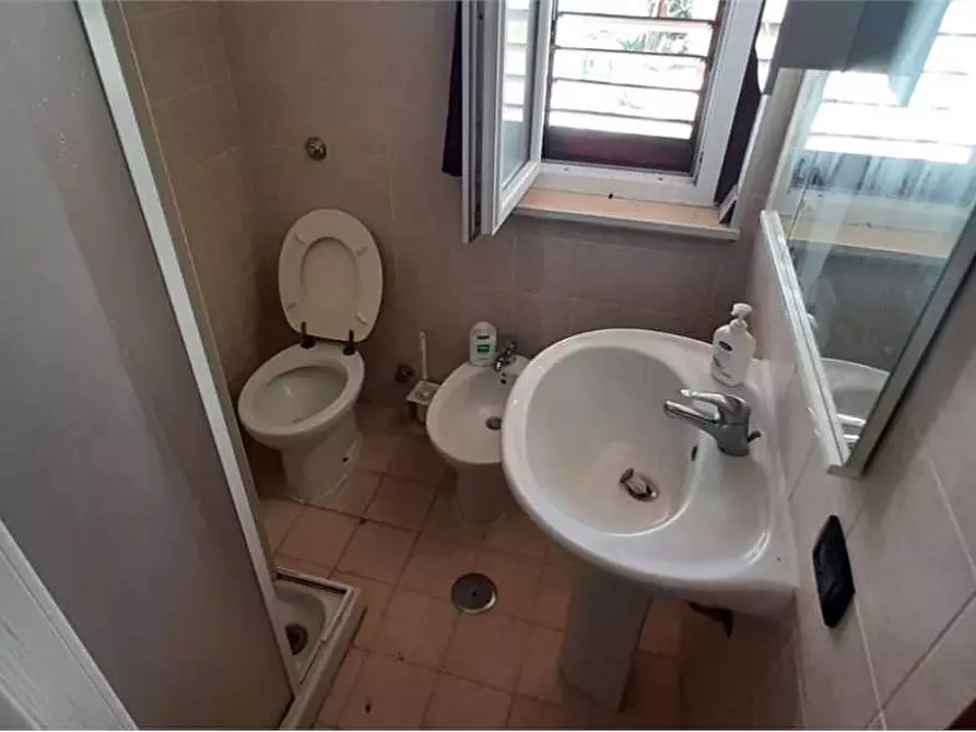 Immagine 5 di Appartamento in affitto  a Stalettì