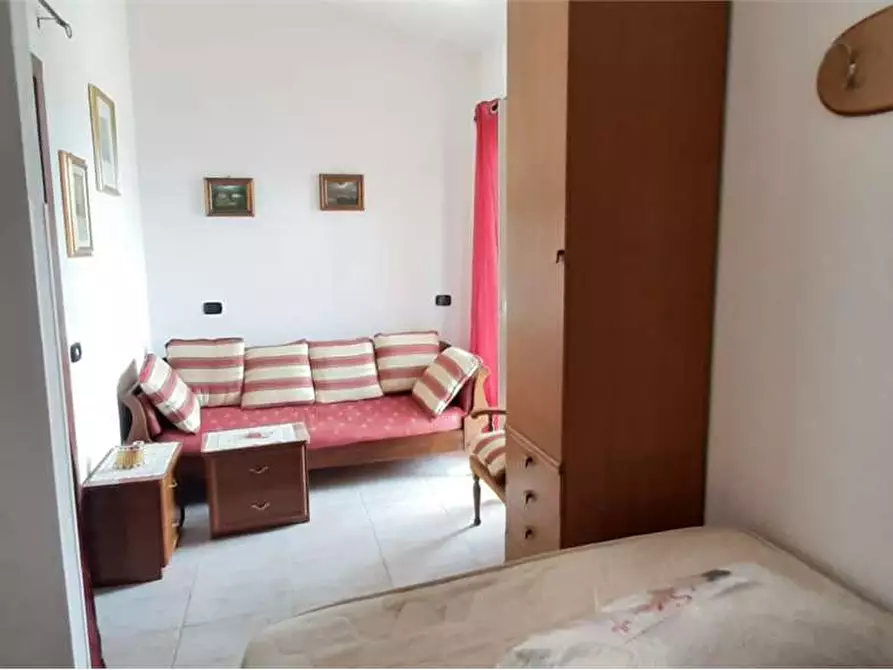 Immagine 6 di Appartamento in affitto  a Stalettì