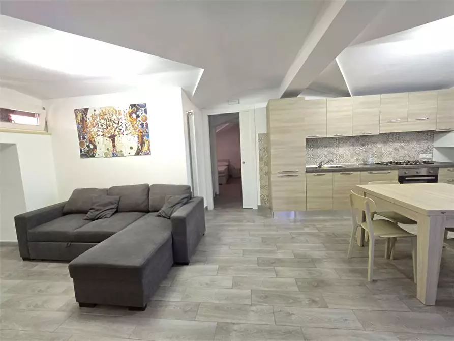 Immagine 2 di Appartamento in affitto  a Catanzaro