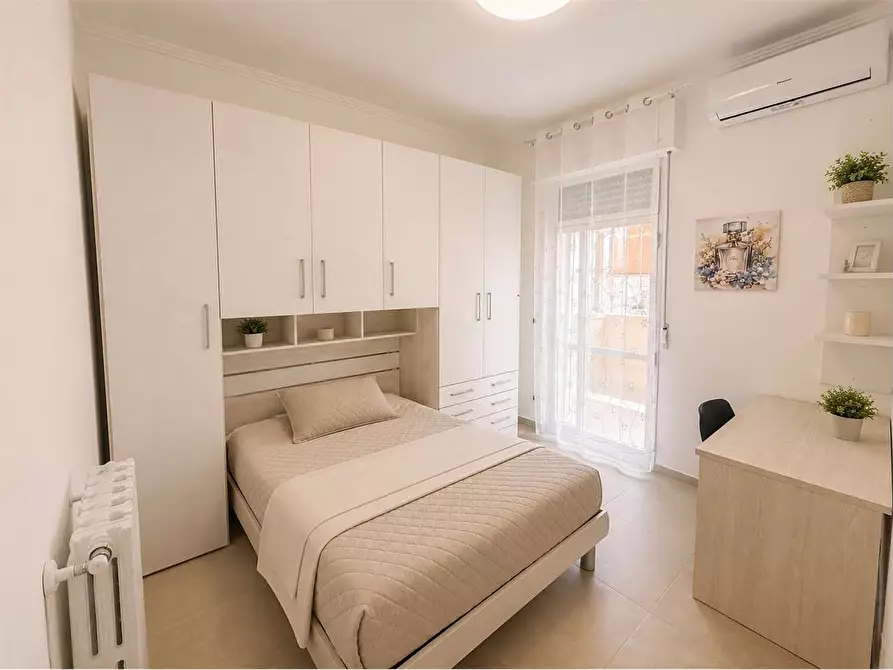 Immagine 8 di Appartamento in affitto  in Via Enrico aristippo  a Catanzaro