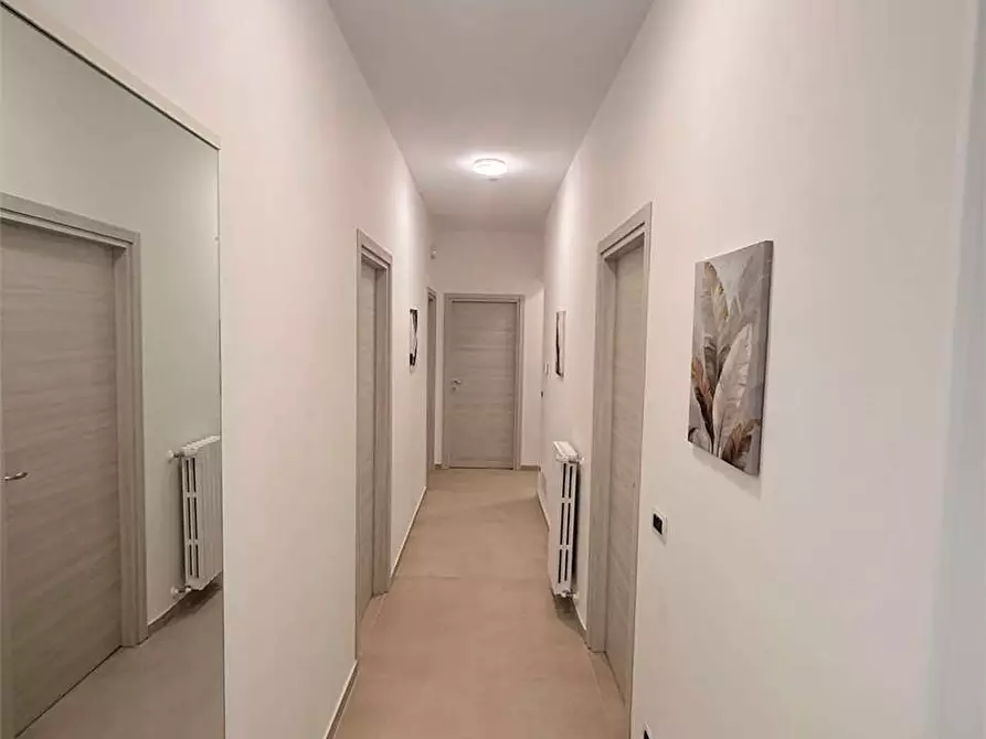 Immagine 14 di Appartamento in affitto  in Via Enrico aristippo  a Catanzaro