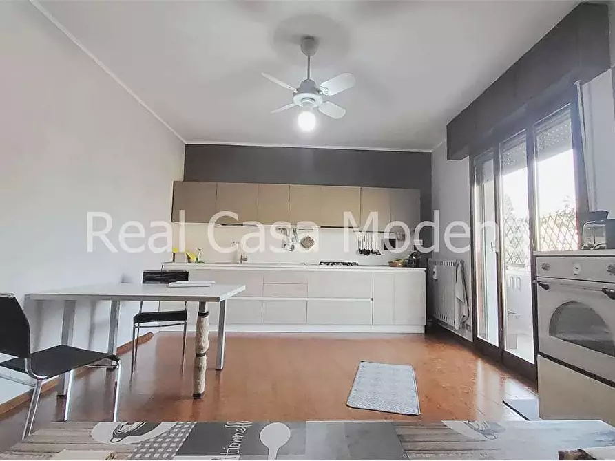 Immagine 5 di Porzione di casa in vendita  a Modena