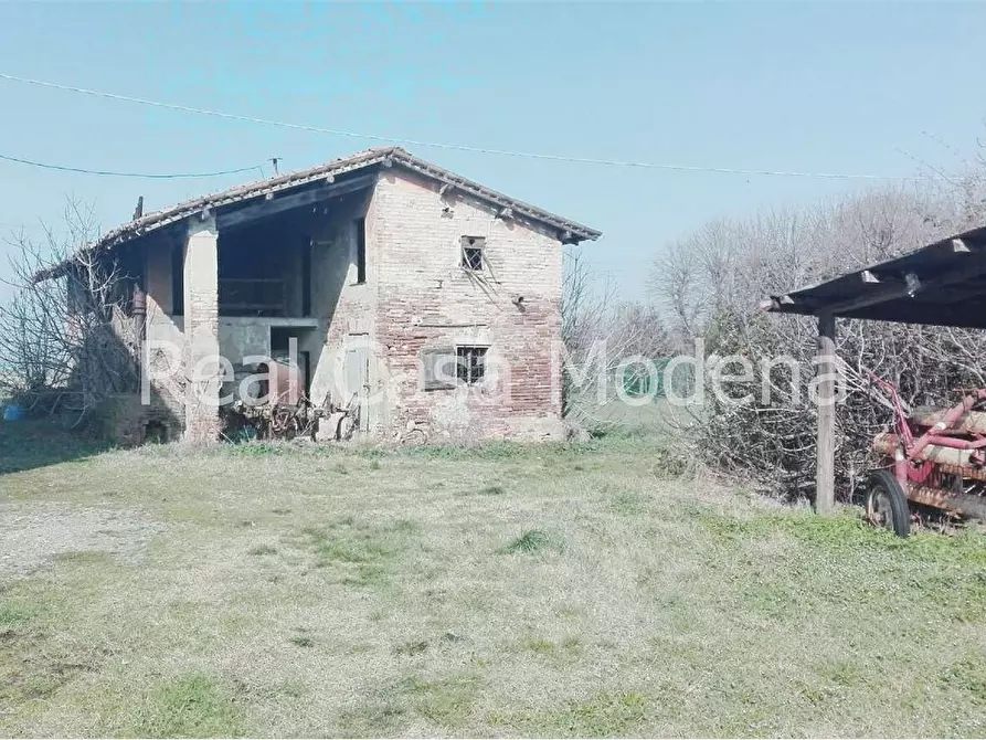 Immagine 1 di Rustico / casale in vendita  a Modena