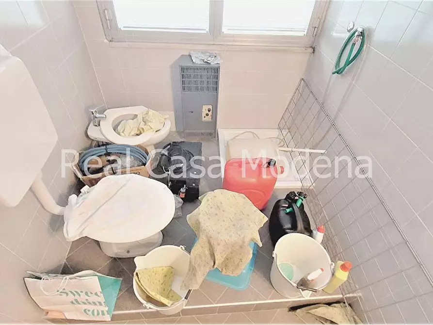 Immagine 5 di Ufficio in affitto  in Via Emilia Ovest  a Modena