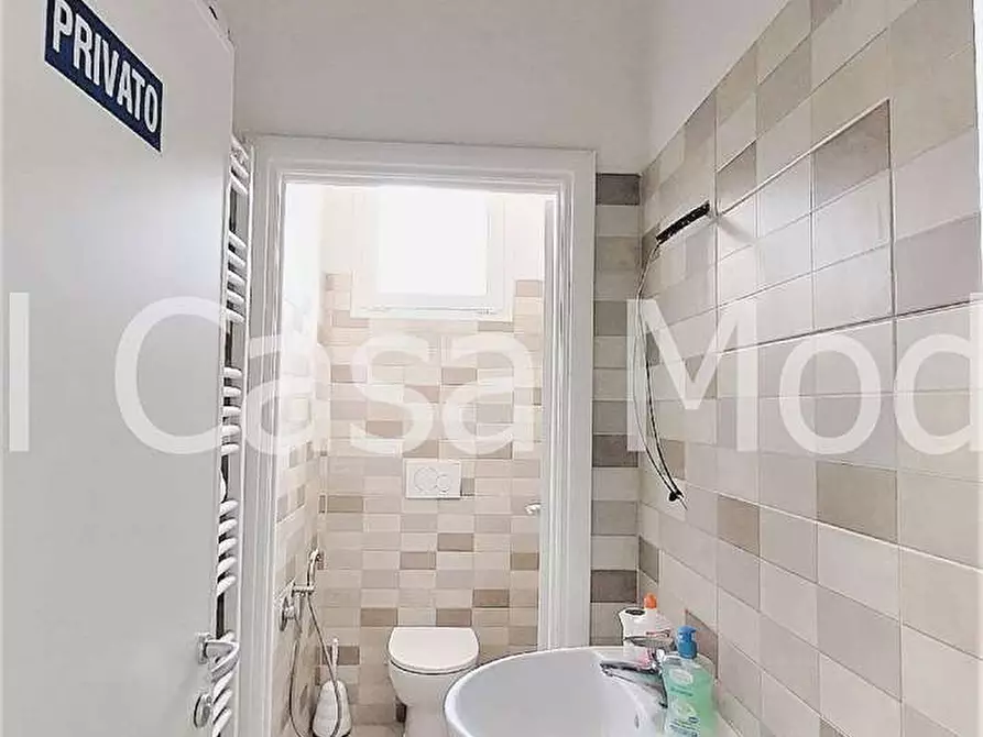 Immagine 14 di Capannone industriale in vendita  a Modena