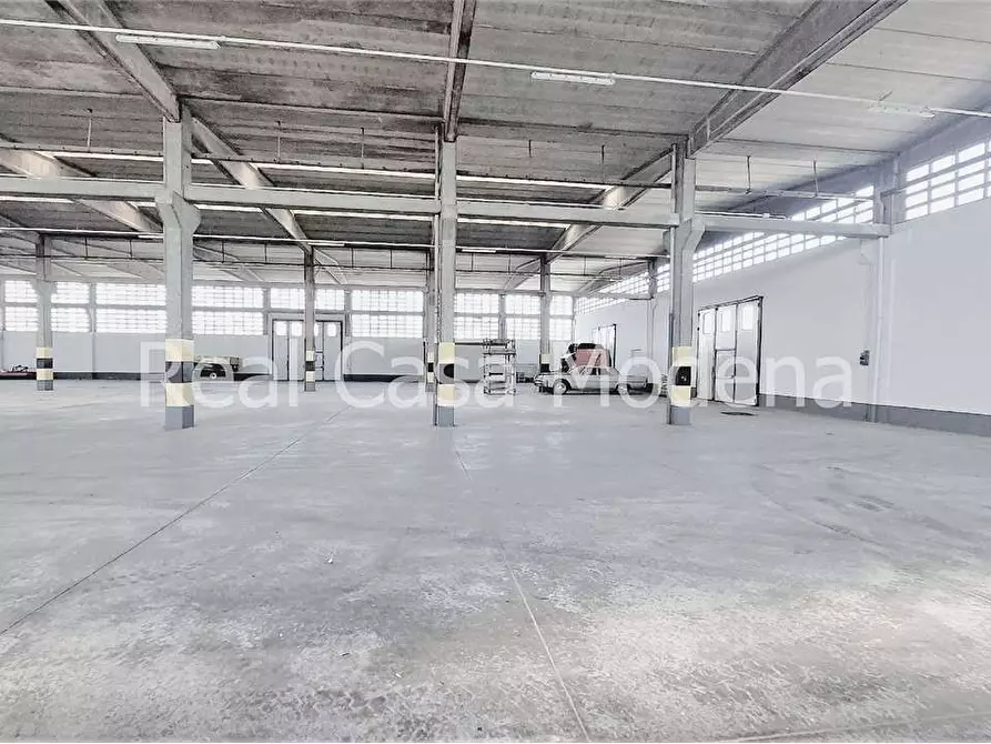 Immagine 20 di Capannone industriale in vendita  a Modena