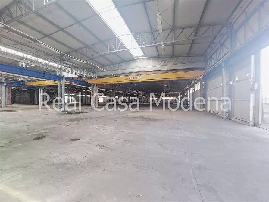 Immagine 16 di Capannone industriale in vendita  a Modena