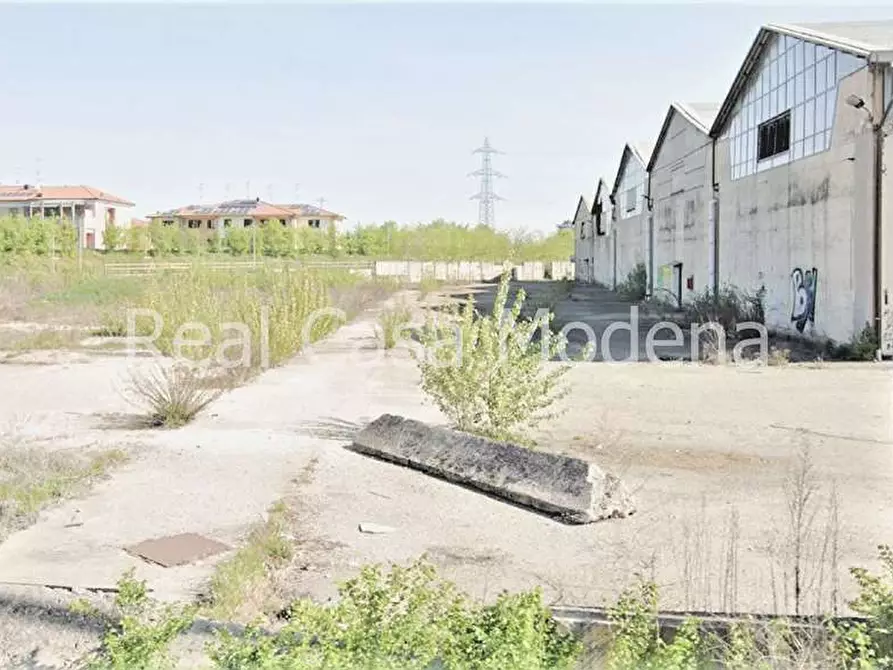 Immagine 21 di Capannone industriale in vendita  a Modena