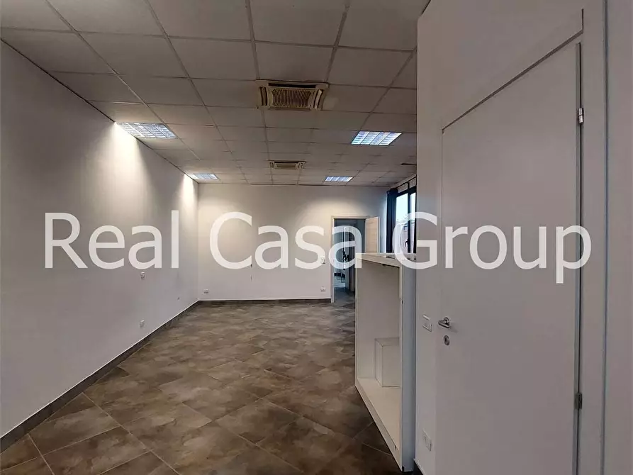 Immagine 10 di Ufficio in affitto  in Via Emilia Est a Modena