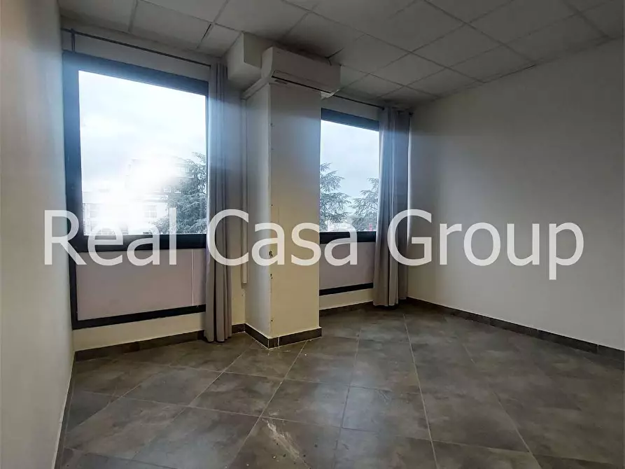 Immagine 10 di Ufficio in affitto  in Via Emilia Est a Modena