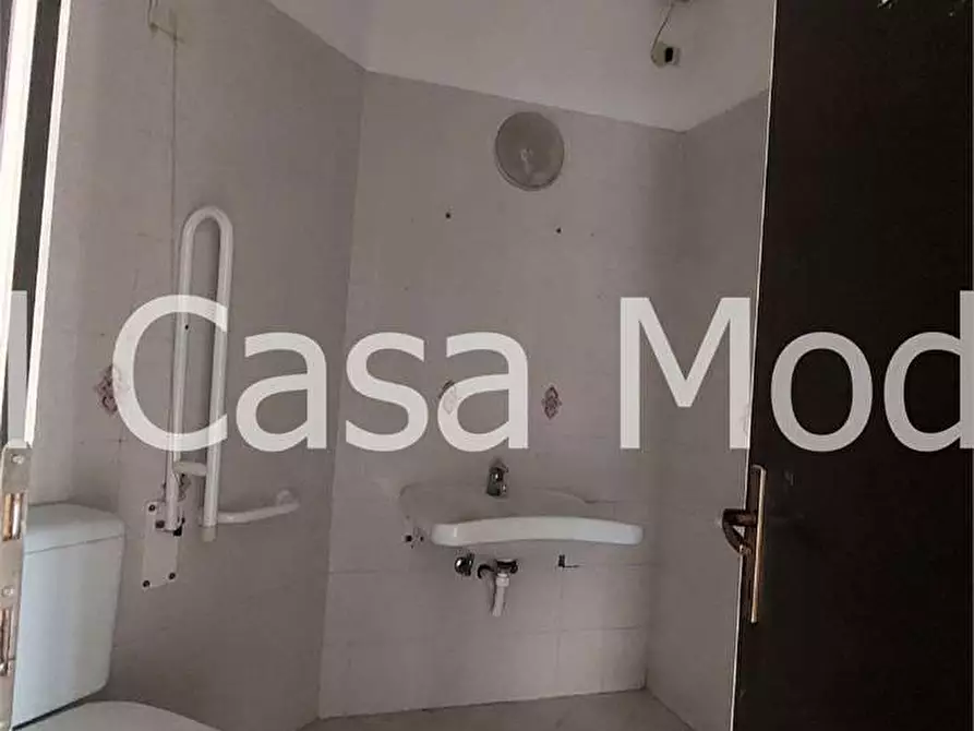 Immagine 12 di Ufficio in affitto  in Via Cagliostro a Modena