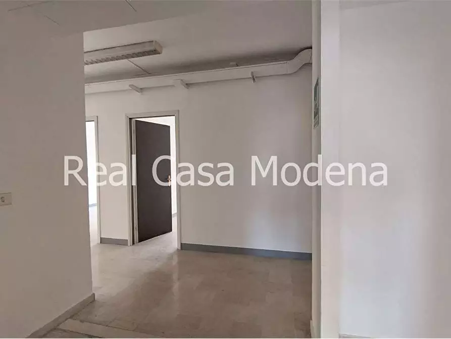 Immagine 25 di Ufficio in affitto  in Via Cagliostro a Modena