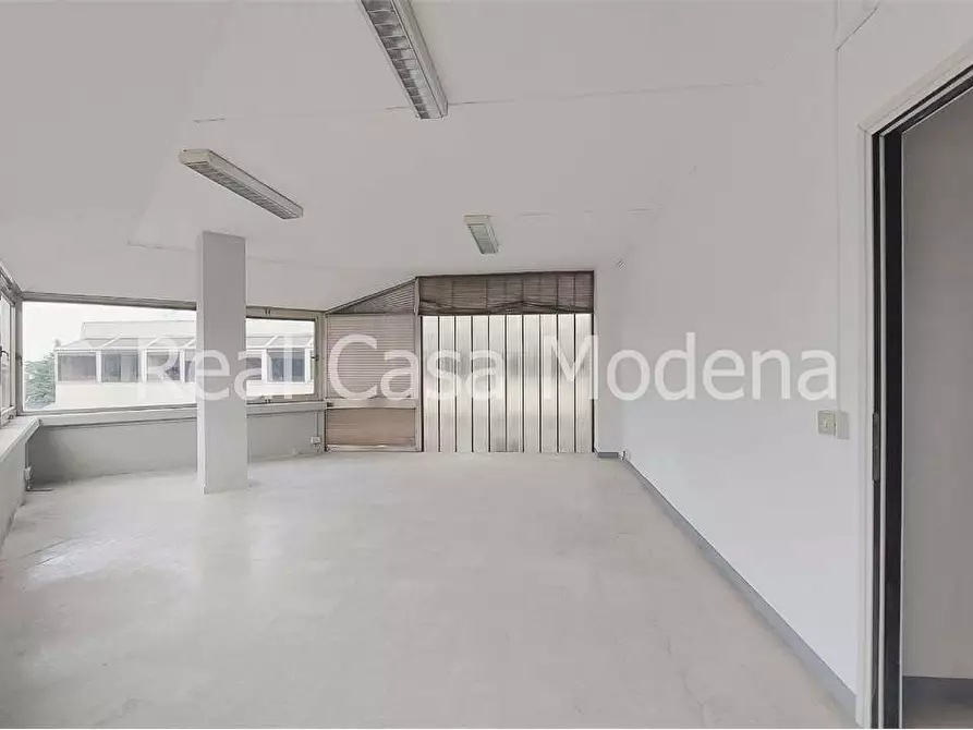 Immagine 31 di Ufficio in affitto  in Via Cagliostro a Modena