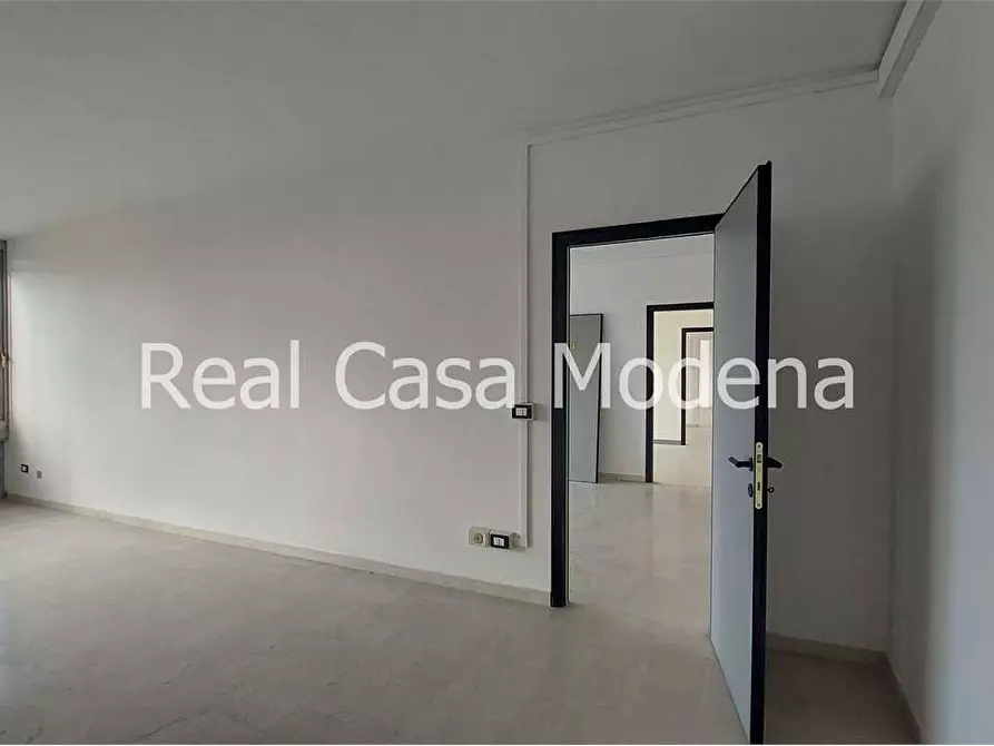 Immagine 7 di Ufficio in affitto  in Via Cagliostro a Modena