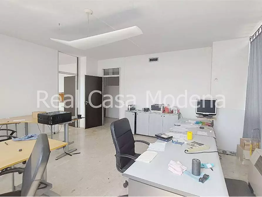 Immagine 9 di Ufficio in affitto  in Via Cagliostro  a Modena