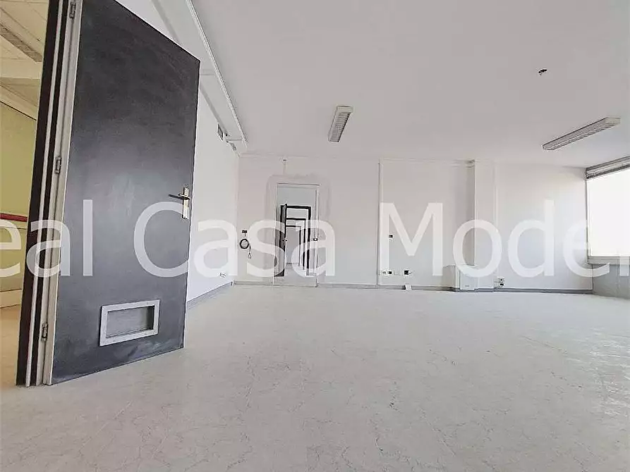Immagine 7 di Ufficio in vendita  in Via Cagliostro a Modena