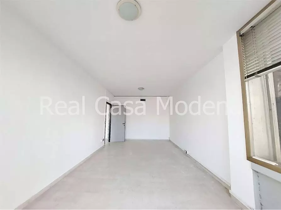 Immagine 11 di Ufficio in vendita  in Via Cagliostro a Modena