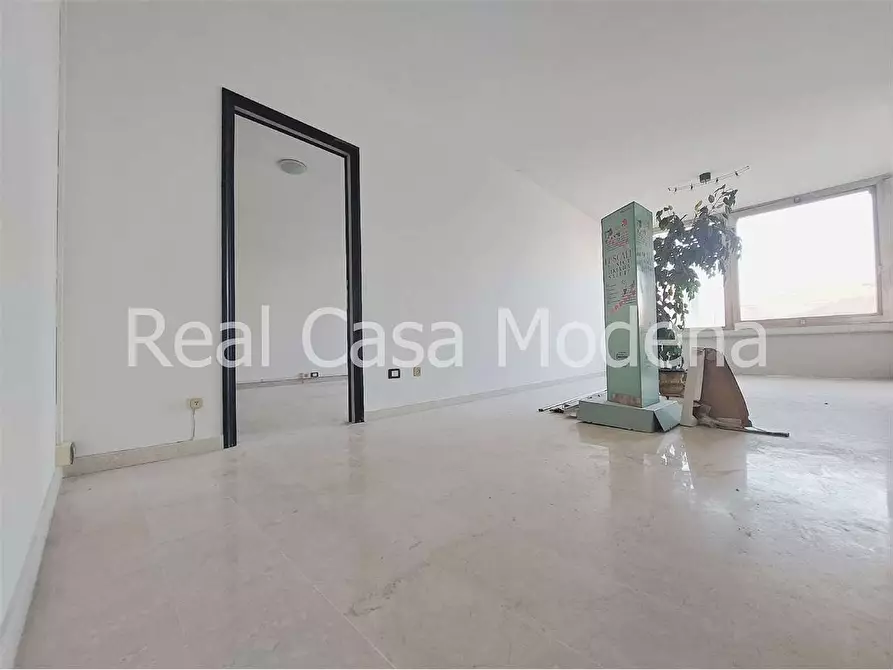 Immagine 14 di Ufficio in vendita  in Via Cagliostro a Modena