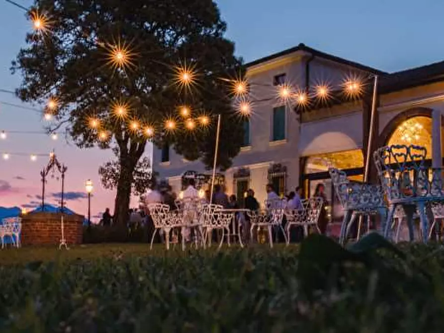 Immagine 3 di Ufficio in affitto  a Modena