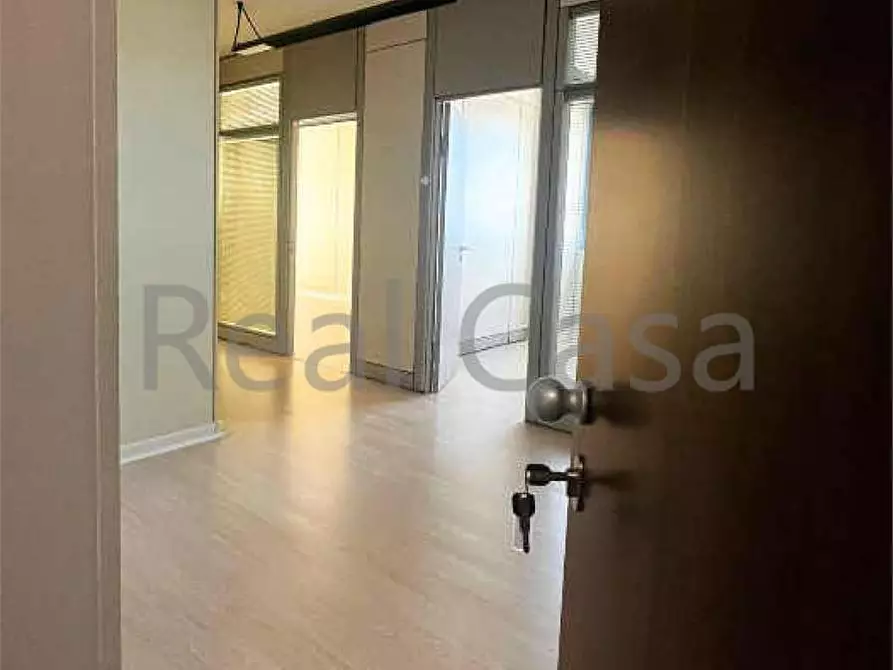 Immagine 2 di Ufficio in affitto  in Via Scaglia Est a Modena