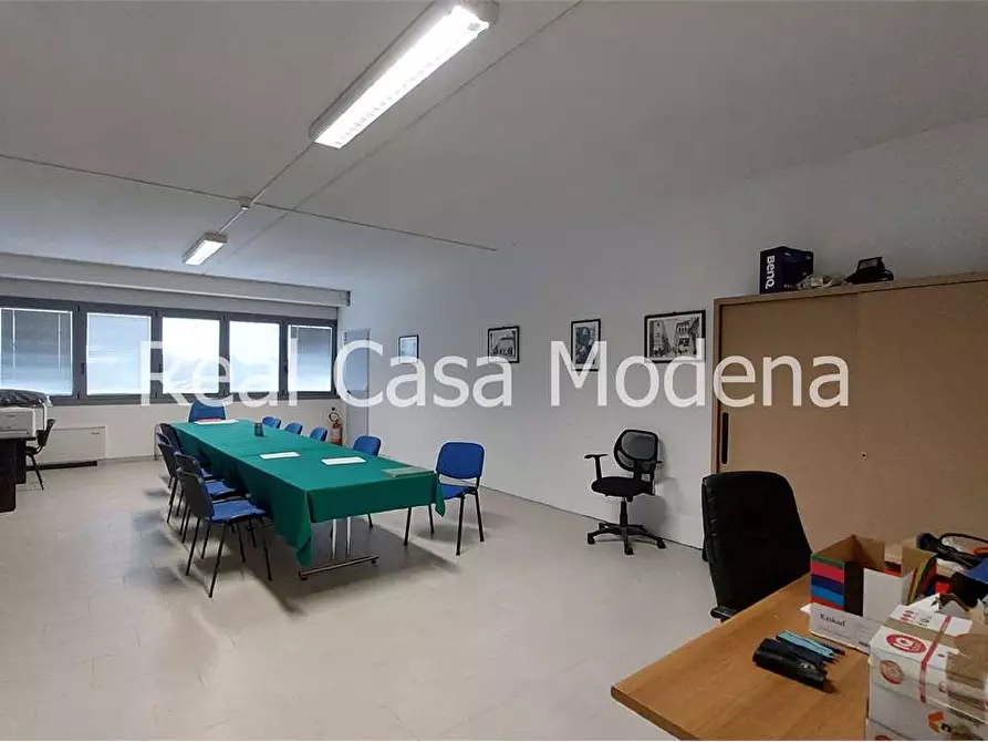 Immagine 26 di Ufficio in affitto  a Modena