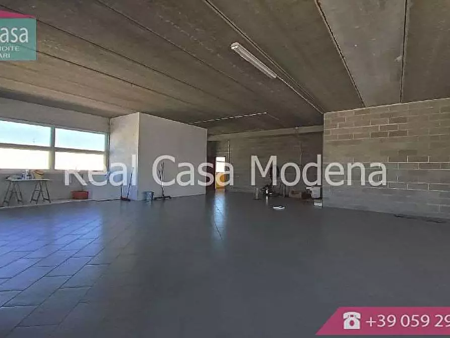 Immagine 4 di Ufficio in affitto  a Modena