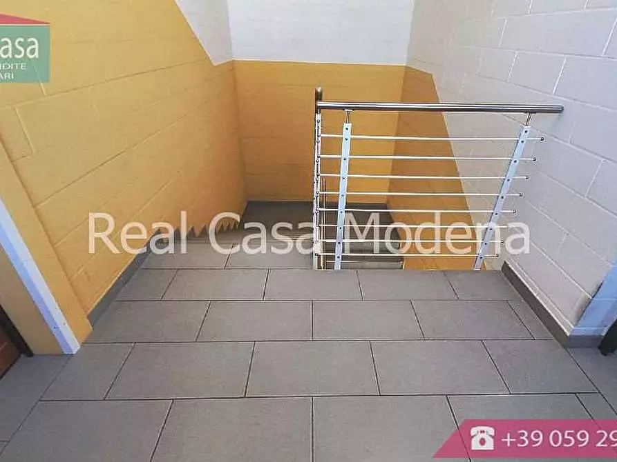 Immagine 7 di Ufficio in affitto  a Modena