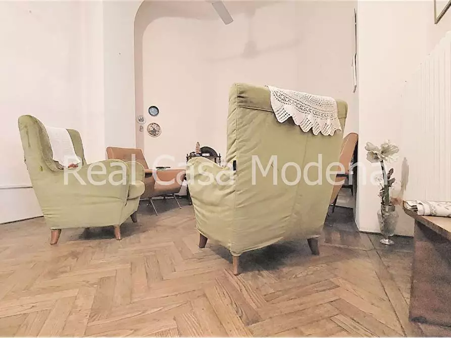 Immagine 6 di Appartamento in vendita  a Modena