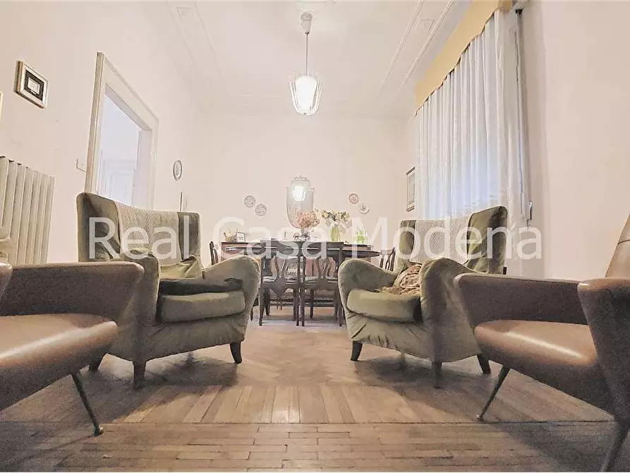 Immagine 8 di Appartamento in vendita  a Modena