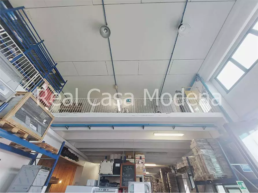 Immagine 3 di Capannone industriale in vendita  in Via Zanfi a Modena