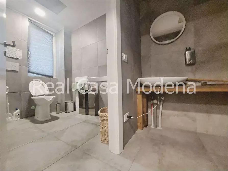 Immagine 9 di Capannone industriale in vendita  in Via Zanfi a Modena