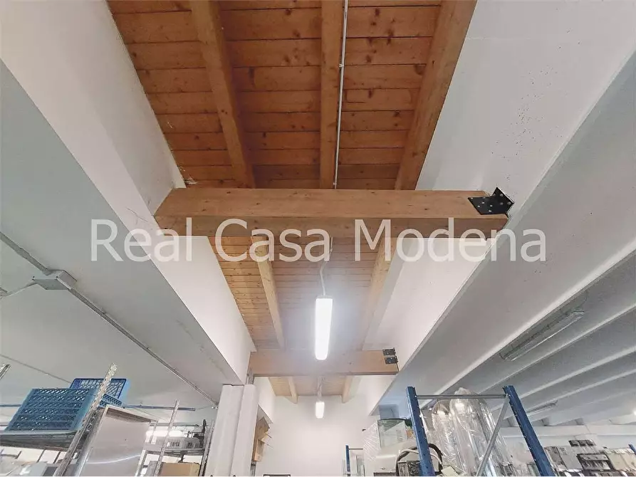 Immagine 13 di Capannone industriale in vendita  in Via Zanfi a Modena