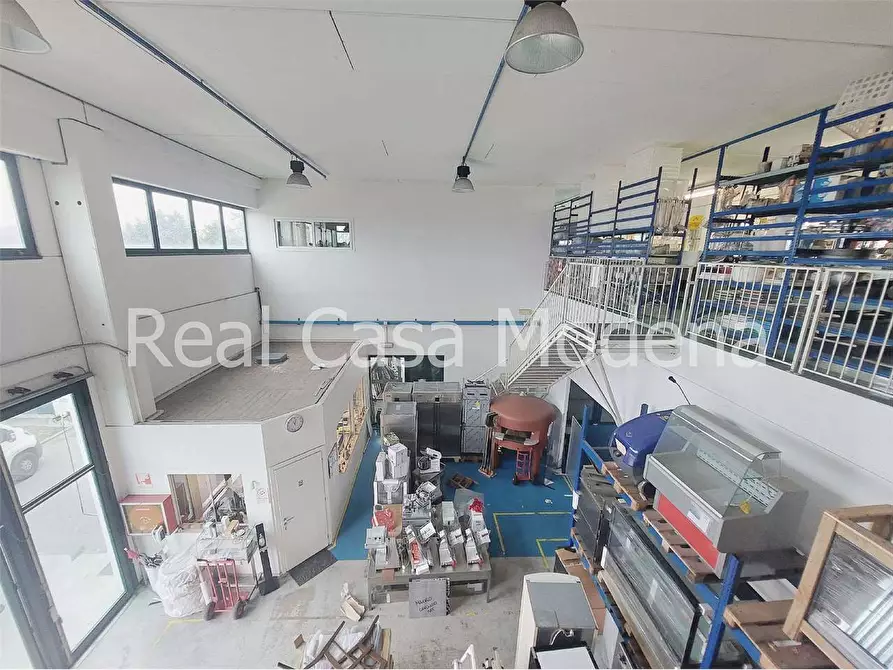 Immagine 15 di Capannone industriale in vendita  in Via Zanfi a Modena